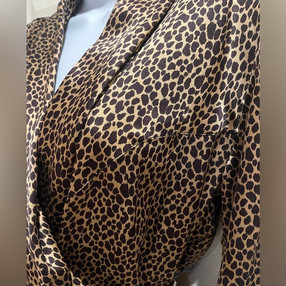 Richard Warren 100% silk animal print blouse - Picture 5 of 7